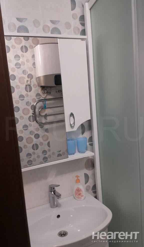 Сдам 2-х комн. квартиру, Кировский (ул. Киевская), собственник