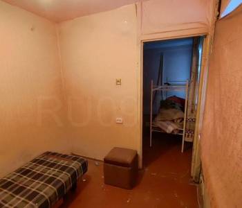 Продается Многокомнатная квартира, 58 м²