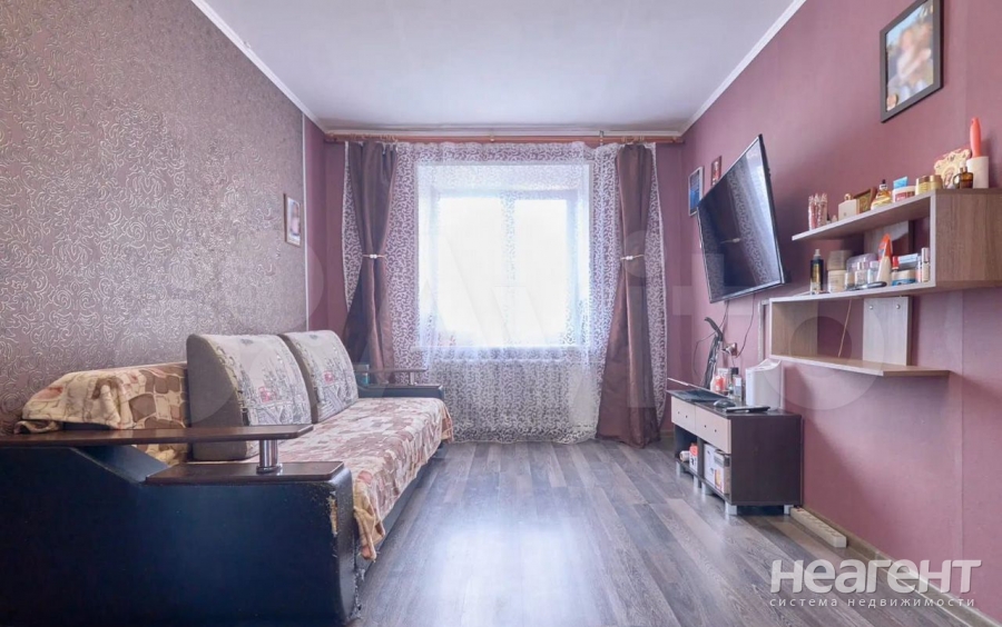 Продается Многокомнатная квартира, 74,2 м²