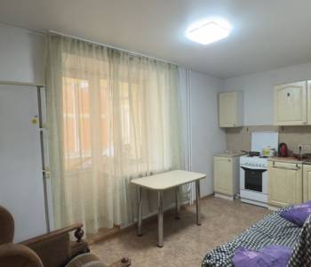 Сдается 1-комнатная квартира, 42 м²