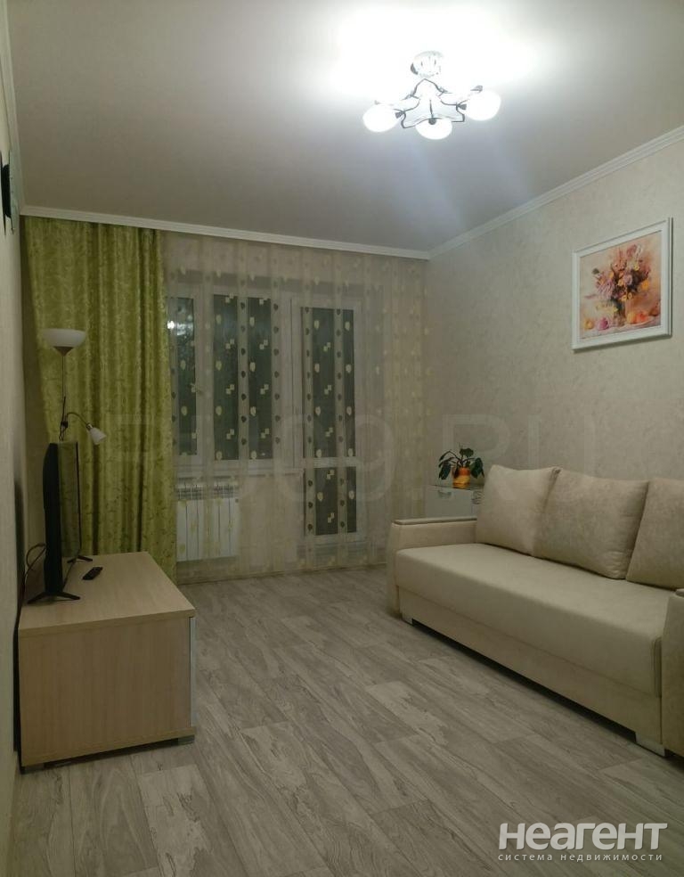 Продается 1-комнатная квартира, 39 м²