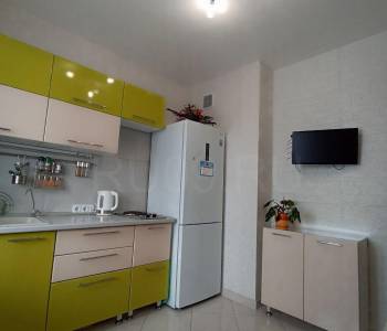 Продается 1-комнатная квартира, 39 м²