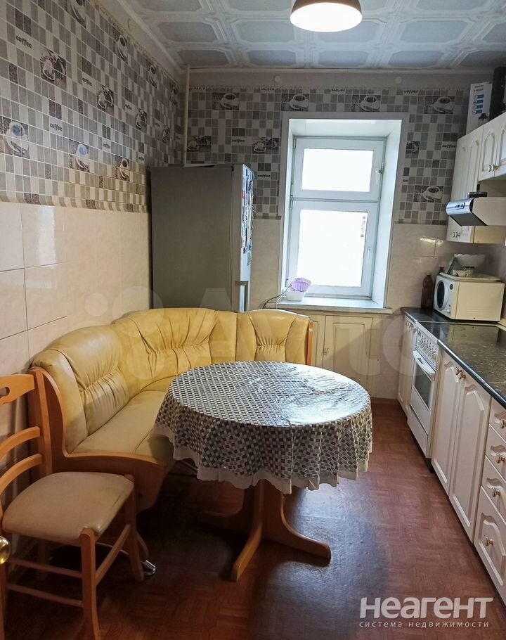 Продается 3-х комнатная квартира, 63 м²