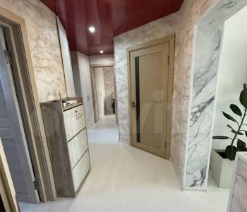 Продается Многокомнатная квартира, 71 м²