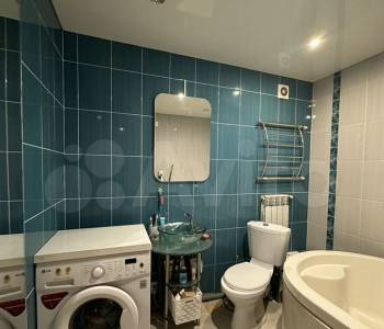 Продается Многокомнатная квартира, 71 м²