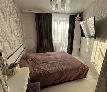 Продается Многокомнатная квартира, 71 м²