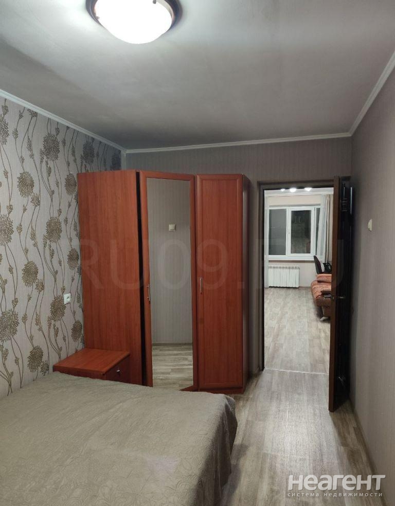 Сдается Многокомнатная квартира, 56 м²