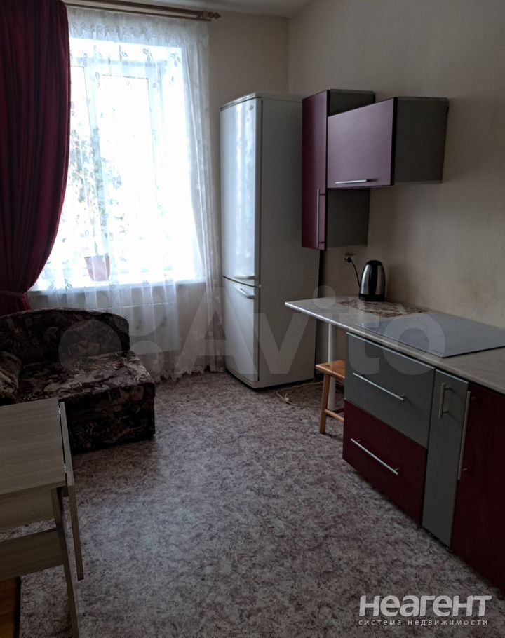 Сдается 1-комнатная квартира, 44 м²