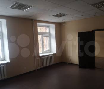 Сдается Нежилое помещение, 204 м²