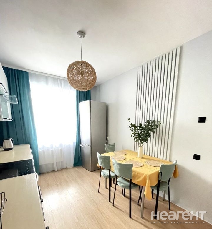 Сдается 2-х комнатная квартира, 59 м²