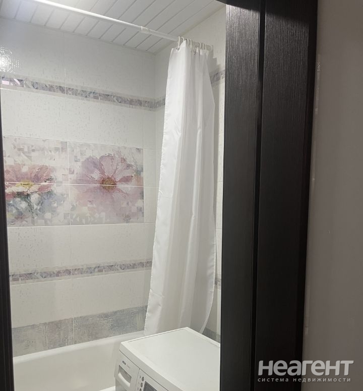 Сдается 2-х комнатная квартира, 62 м²