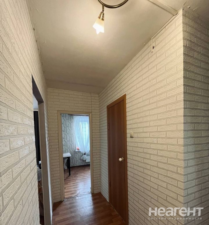 Продается 1-комнатная квартира, 35,6 м²