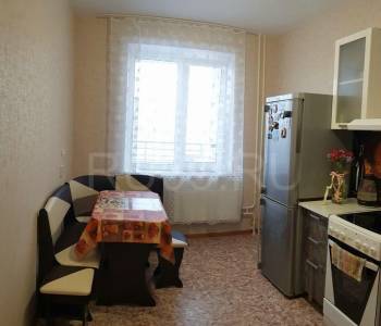 Сдается 2-х комнатная квартира, 64 м²