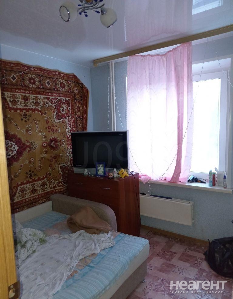 Продается Многокомнатная квартира, 70 м²