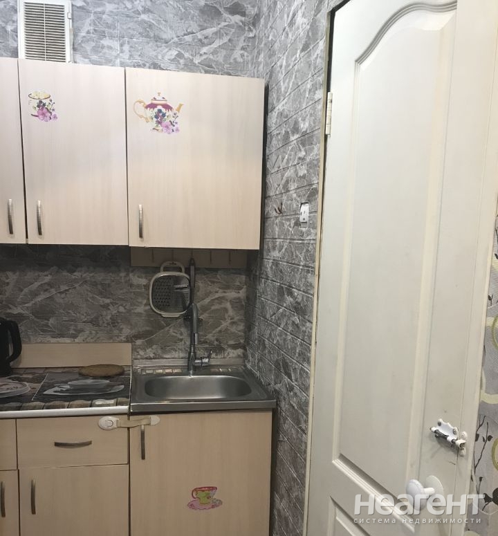 Продается 1-комнатная квартира, 18 м²