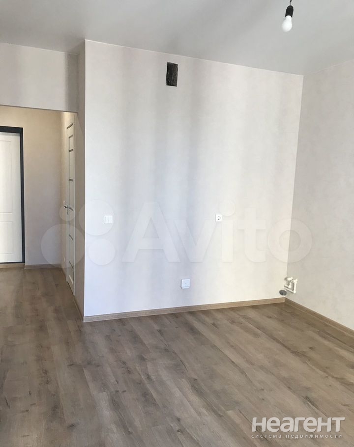 Продается 1-комнатная квартира, 40 м²