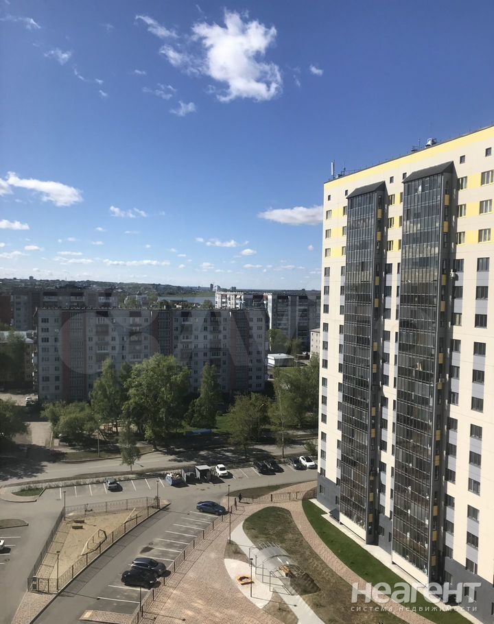 Продается 1-комнатная квартира, 40 м²