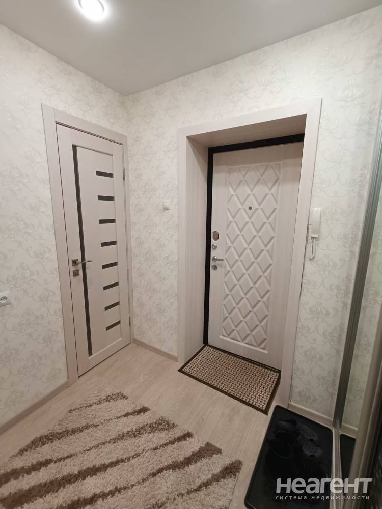 Продается 1-комнатная квартира, 32,9 м²