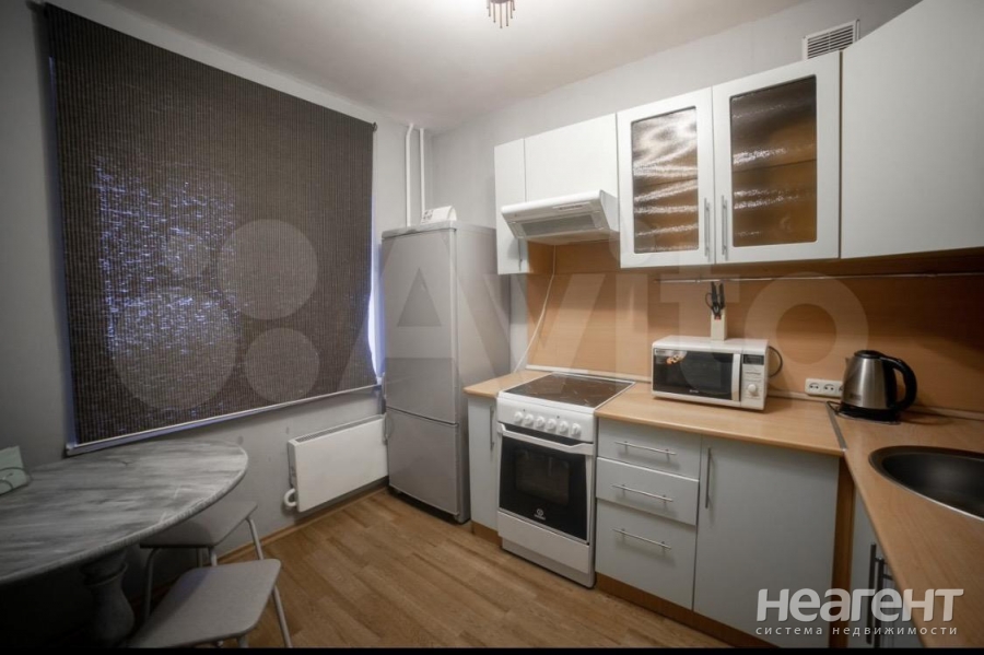 Сдается 1-комнатная квартира, 40 м²