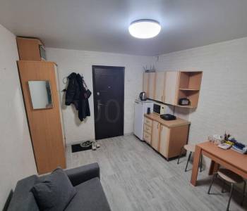 Продается 1-комнатная квартира, 12 м²