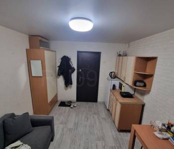 Продается 1-комнатная квартира, 12 м²