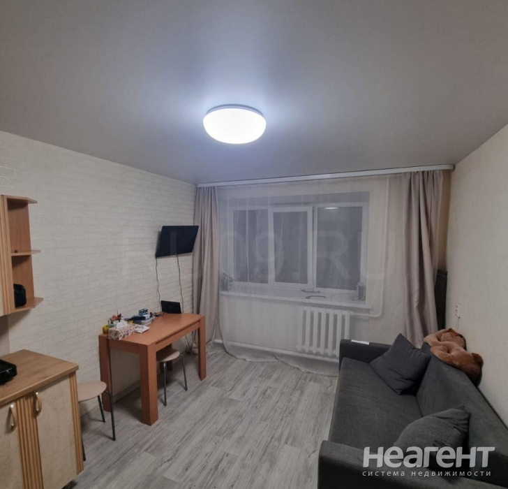 Продается 1-комнатная квартира, 12 м²