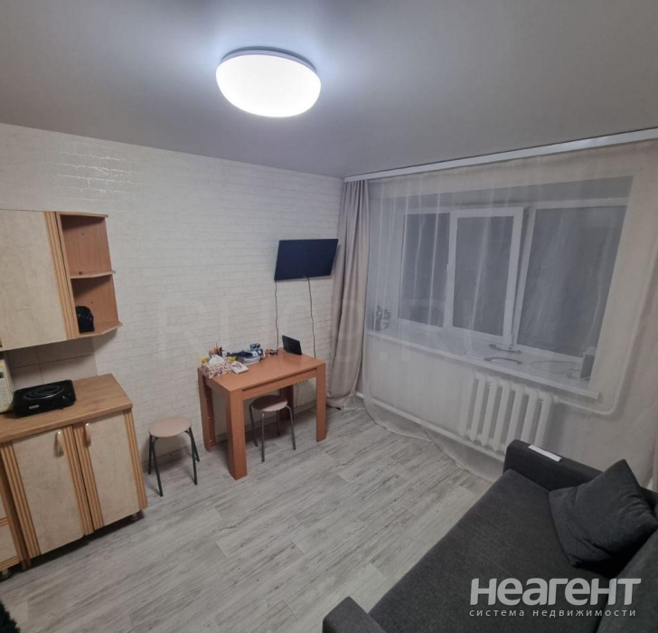 Продается 1-комнатная квартира, 12 м²