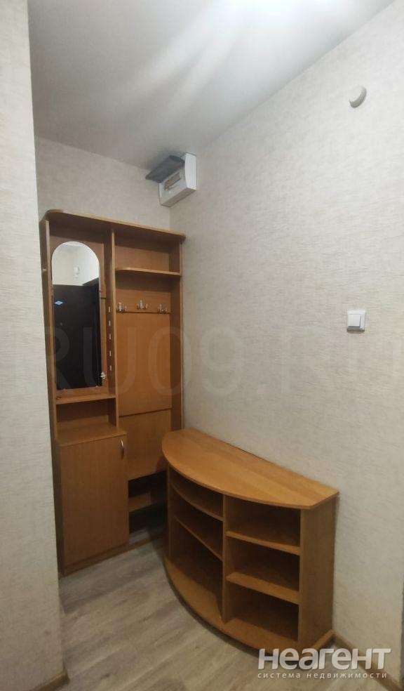 Сдается 1-комнатная квартира, 40 м²