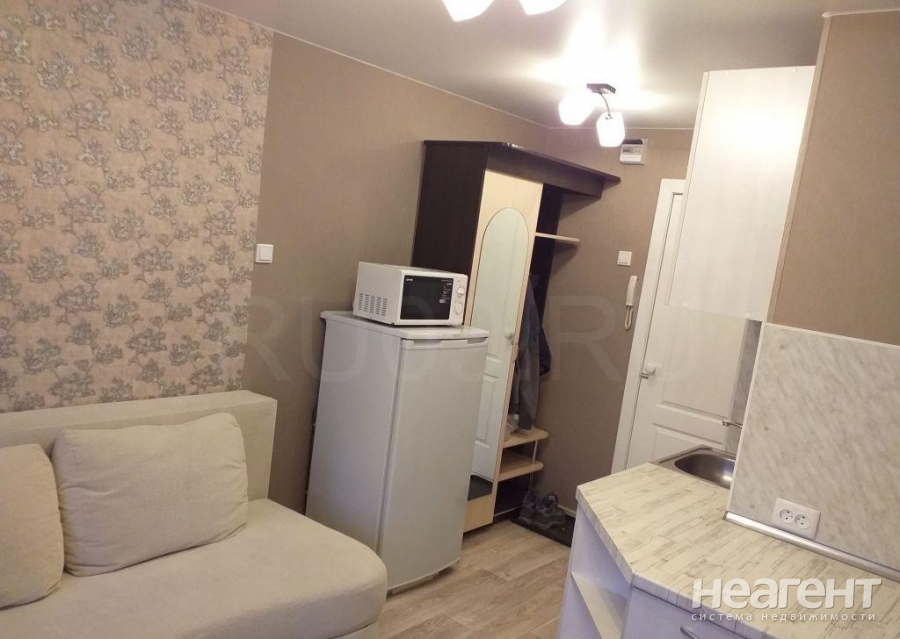 Продается 1-комнатная квартира, 12 м²