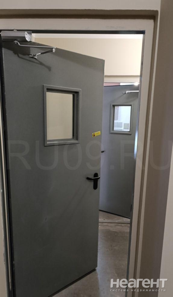 Продается 2-х комнатная квартира, 38 м²