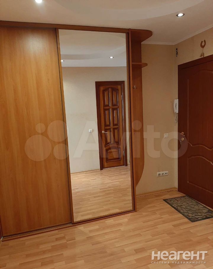 Сдается 1-комнатная квартира, 43,6 м²