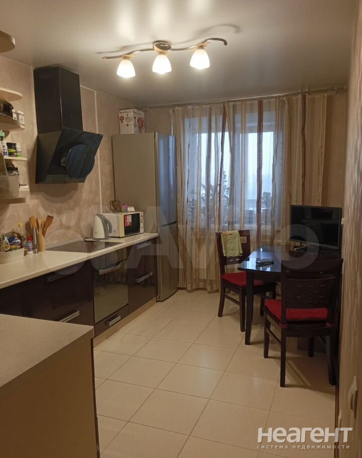 Продается 1-комнатная квартира, 40,2 м²