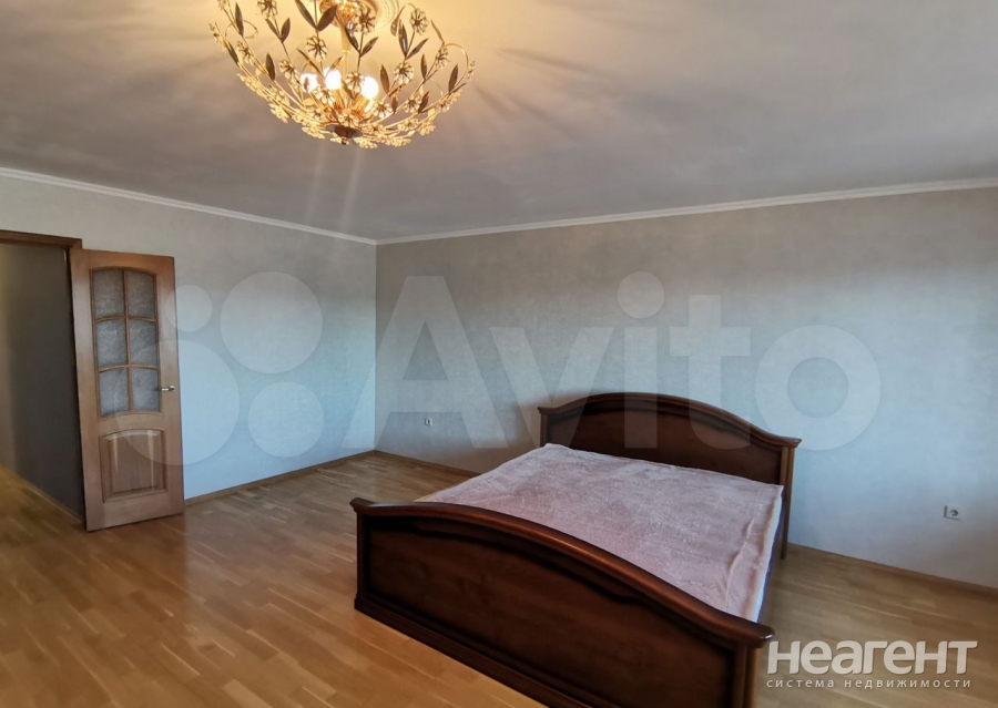 Продается 1-комнатная квартира, 52,5 м²