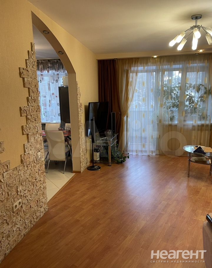 Продается 3-х комнатная квартира, 79,8 м²