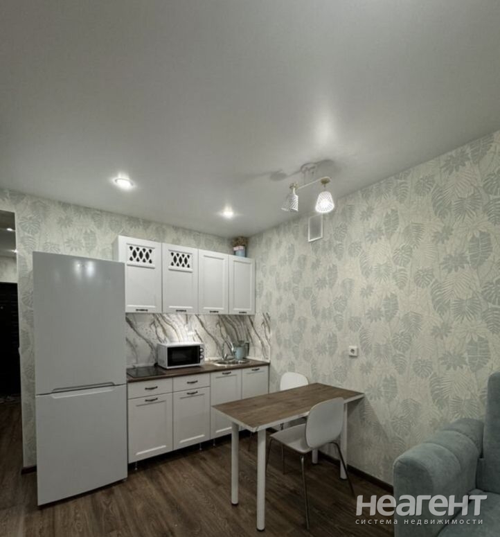 Сдается 1-комнатная квартира, 28,3 м²