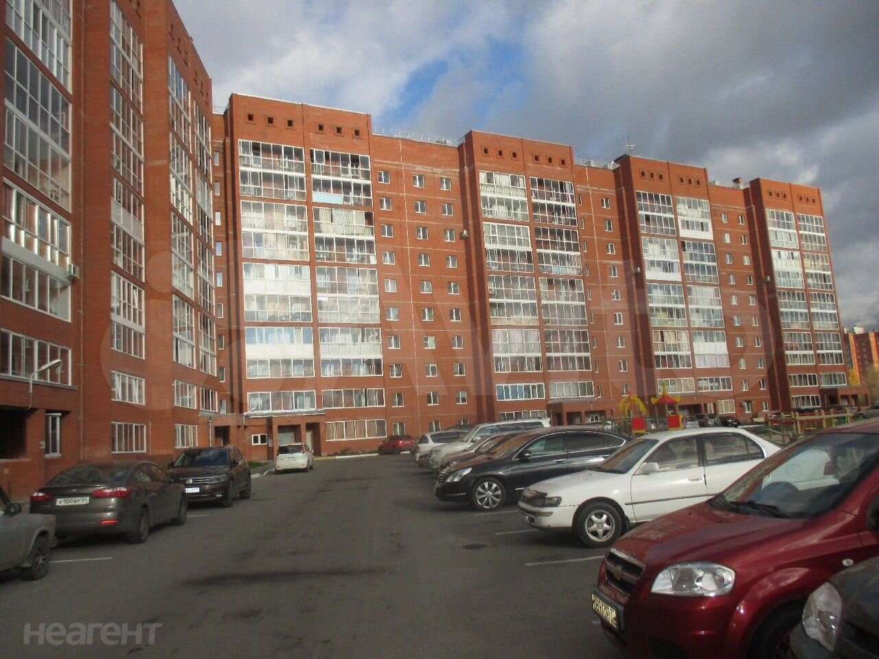 Продается 1-комнатная квартира, 44 м²