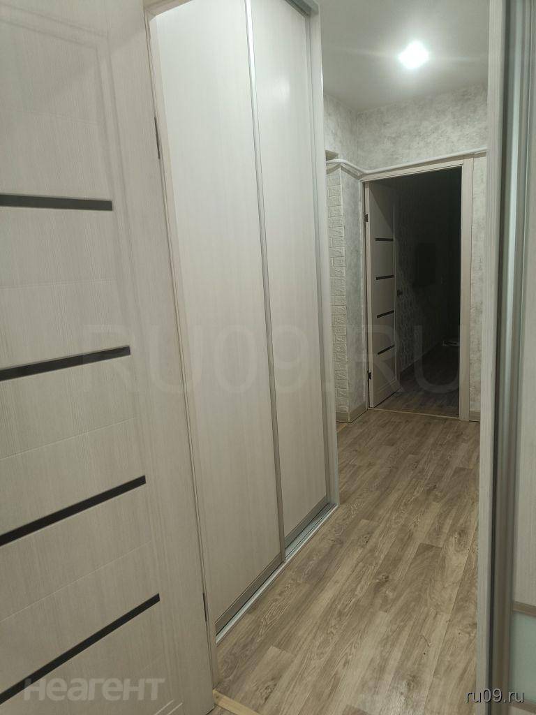 Продается 3-х комнатная квартира, 64 м²