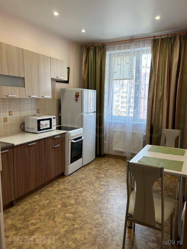 Сдается 1-комнатная квартира, 37 м²