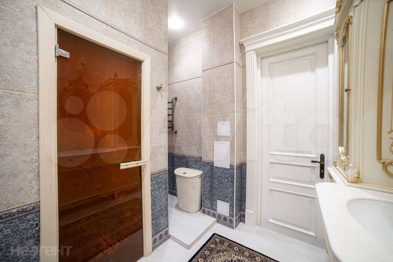 Продается 3-х комнатная квартира, 158 м²