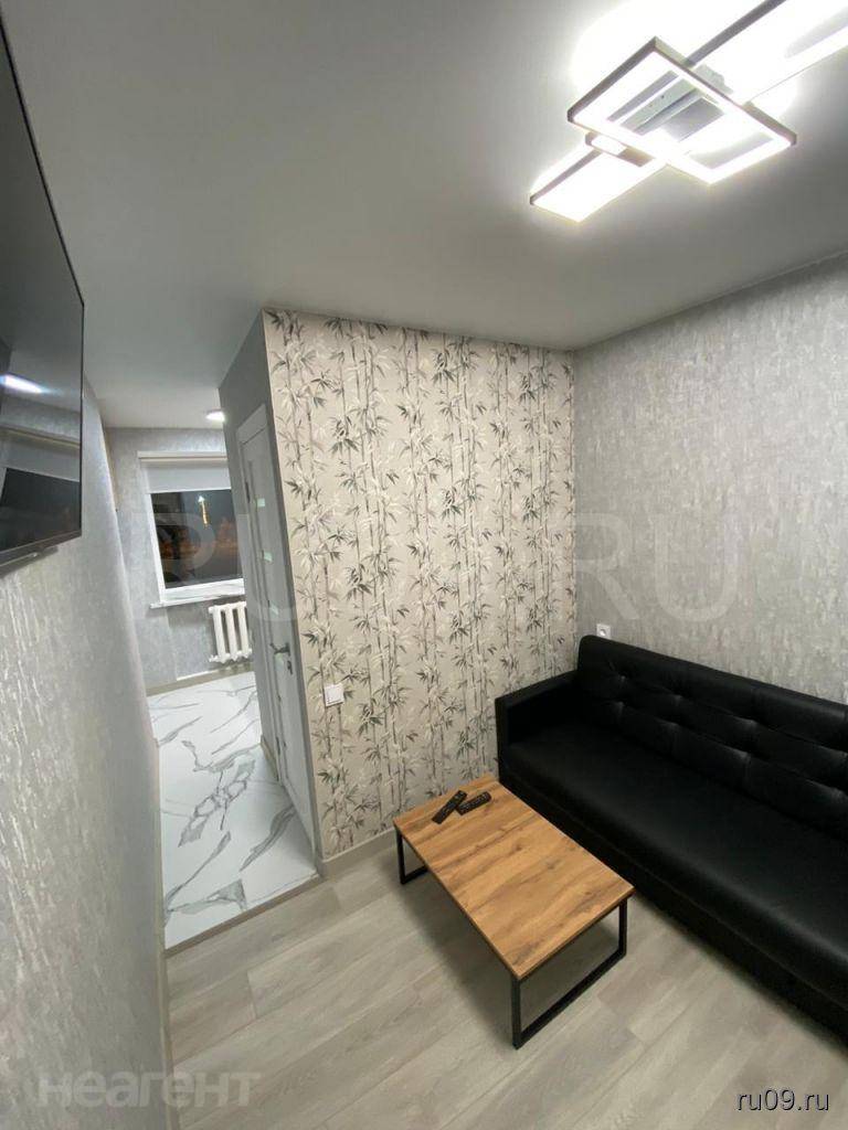 Продается 1-комнатная квартира, 19 м²