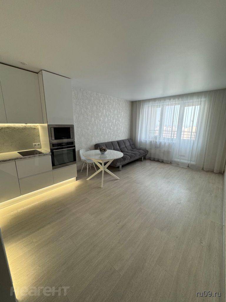 Продается 3-х комнатная квартира, 82 м²