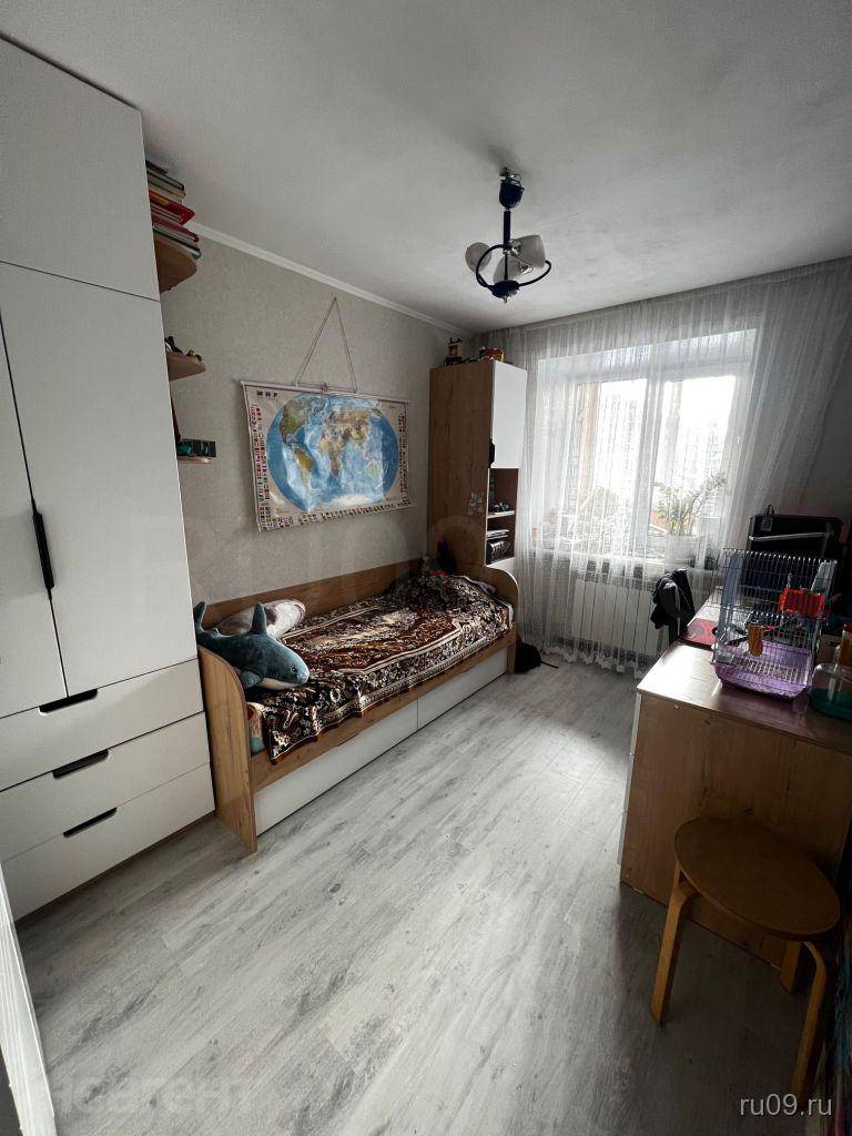 Продается Многокомнатная квартира, 71 м²