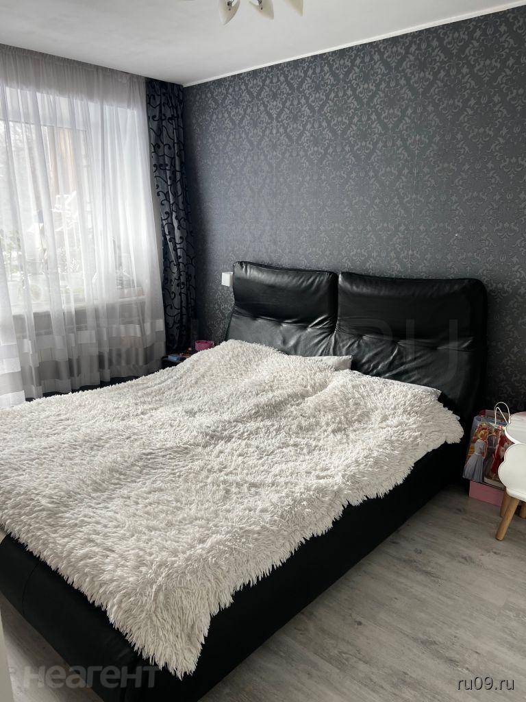 Продается Многокомнатная квартира, 71 м²