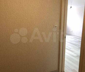 Продается 1-комнатная квартира, 38 м²