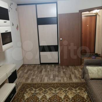 Продается 1-комнатная квартира, 35 м²