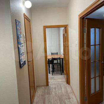 Сдается 1-комнатная квартира, 39 м²