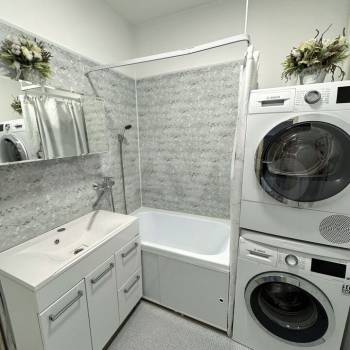 Продается 3-х комнатная квартира, 82 м²