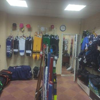 Сдается Нежилое помещение, 180 м²