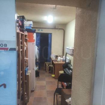 Сдается Нежилое помещение, 180 м²