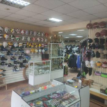 Сдается Нежилое помещение, 180 м²